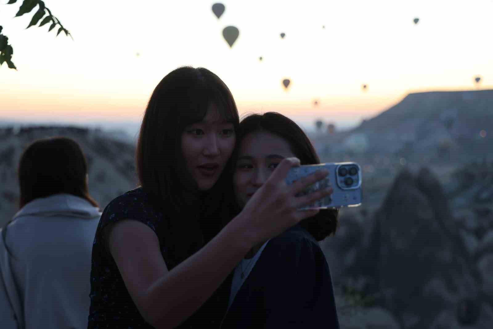 Çin’in "At Yılı" Kapadokya turizmini hareketlendirdi
