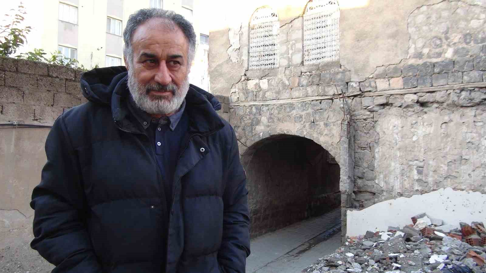 Cizre’de 200 yıllık tarihi kemerli ev yıkılma tehlikesiyle karşı karşıya
