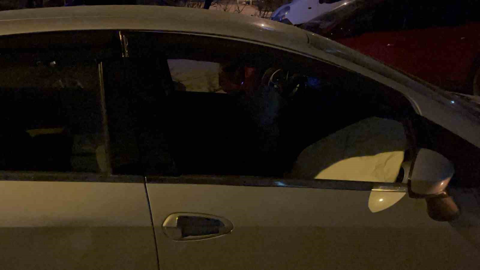 Çocuğun kullandığı otomobil bisiklete çarptı: 2 çocuk yaralandı
