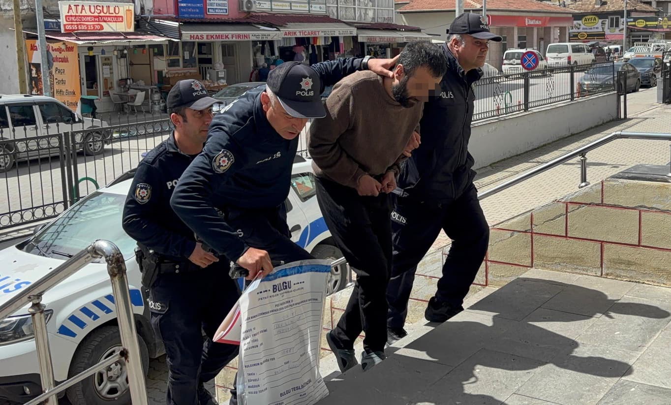 Çocuk istismarı görüntülerini sattığı iddia edilen şüpheli tutuklandı
