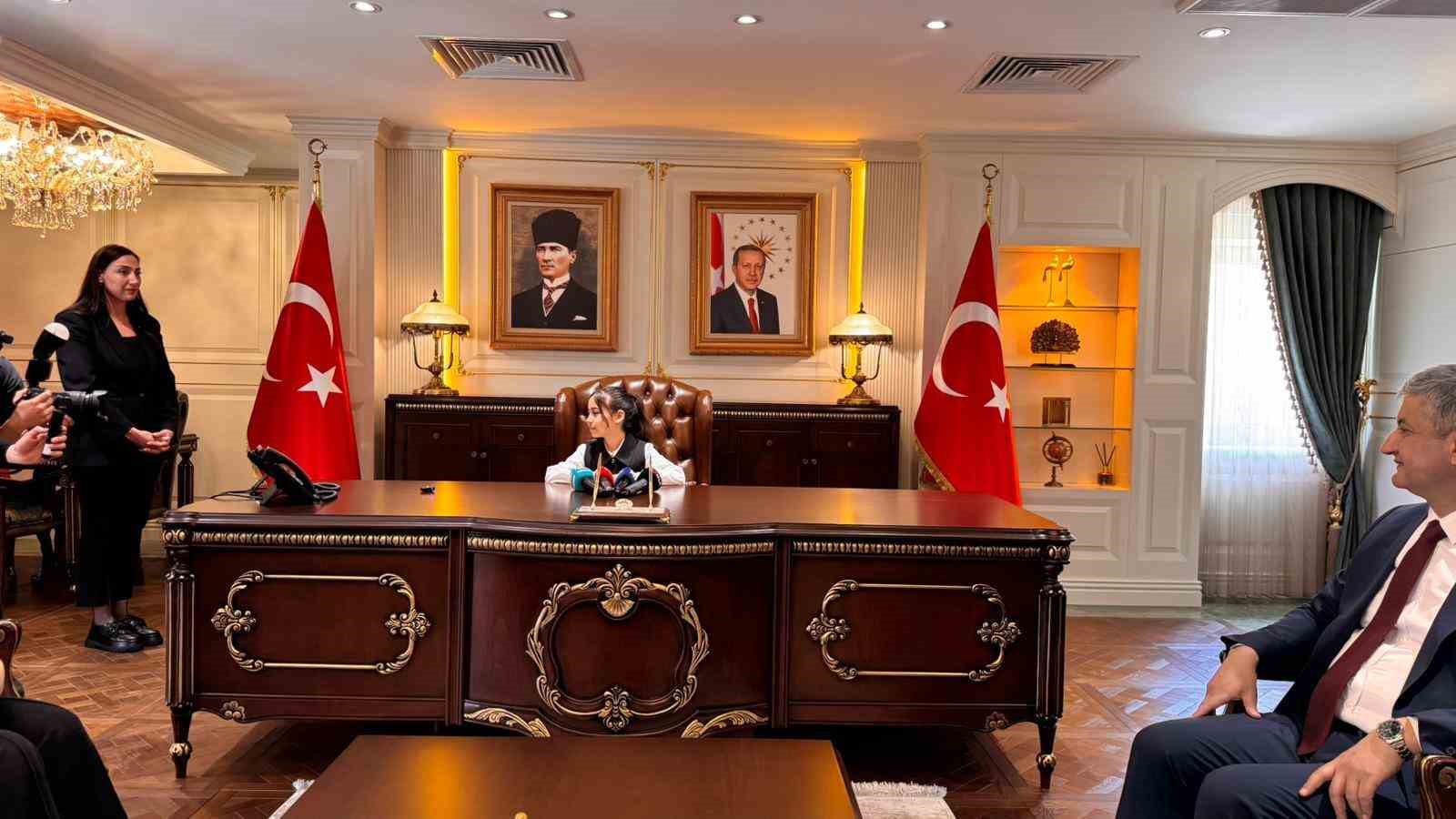 Çocuk validen "park ve temizlik" uyarısı
