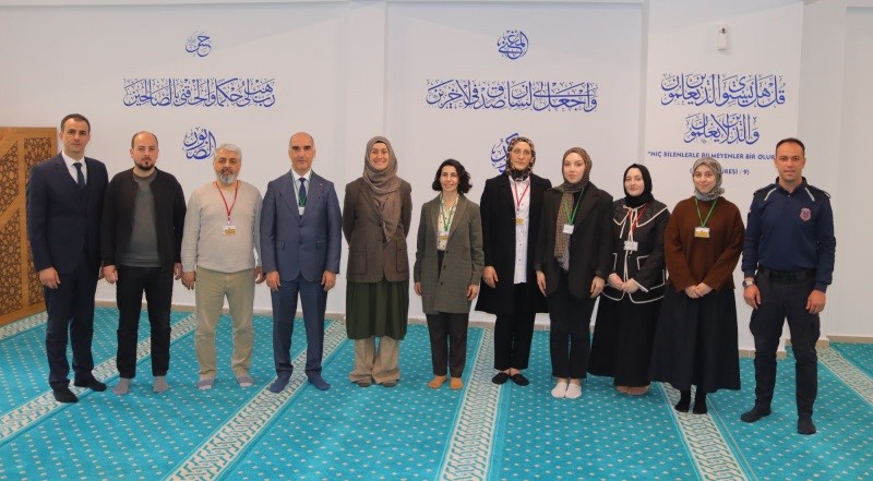 Çocuk ve genç mahkumlara hat sanatı süsleme çalışmaları tanıtıldı
