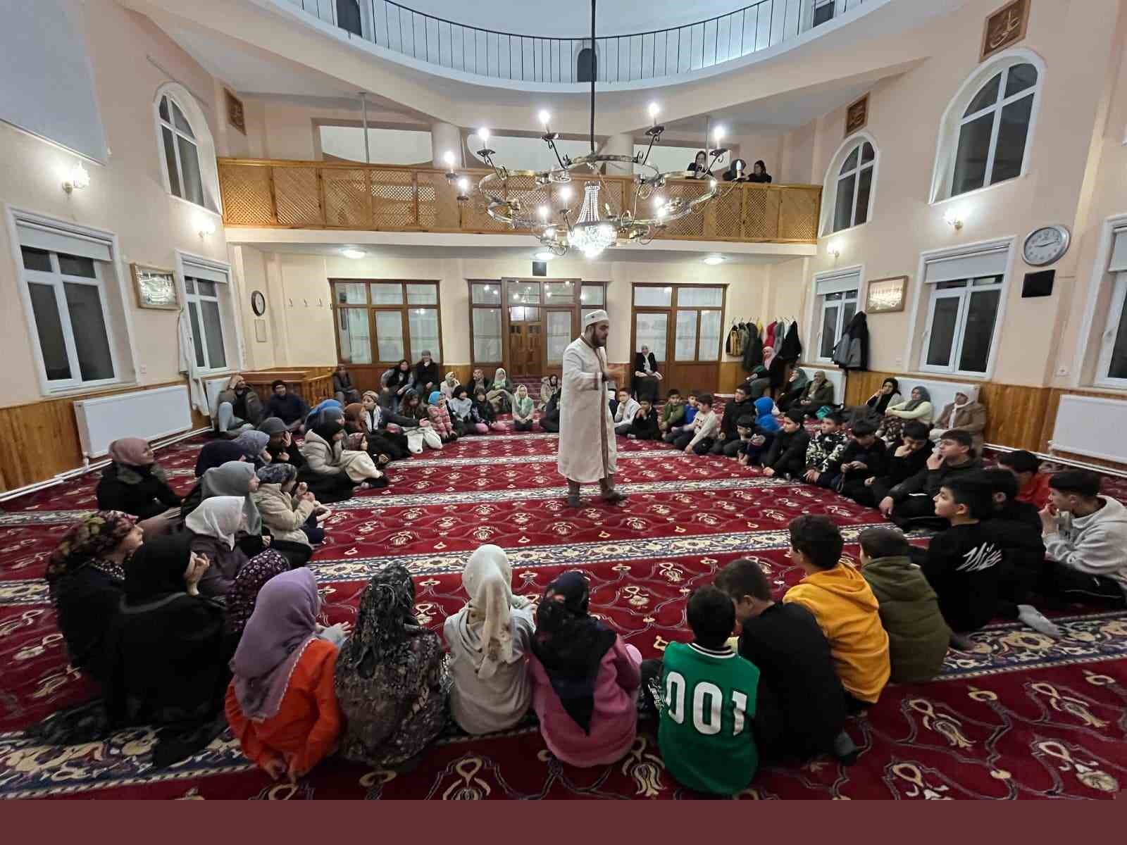 Çocuklar bu projeyle teravihe koşuyor
