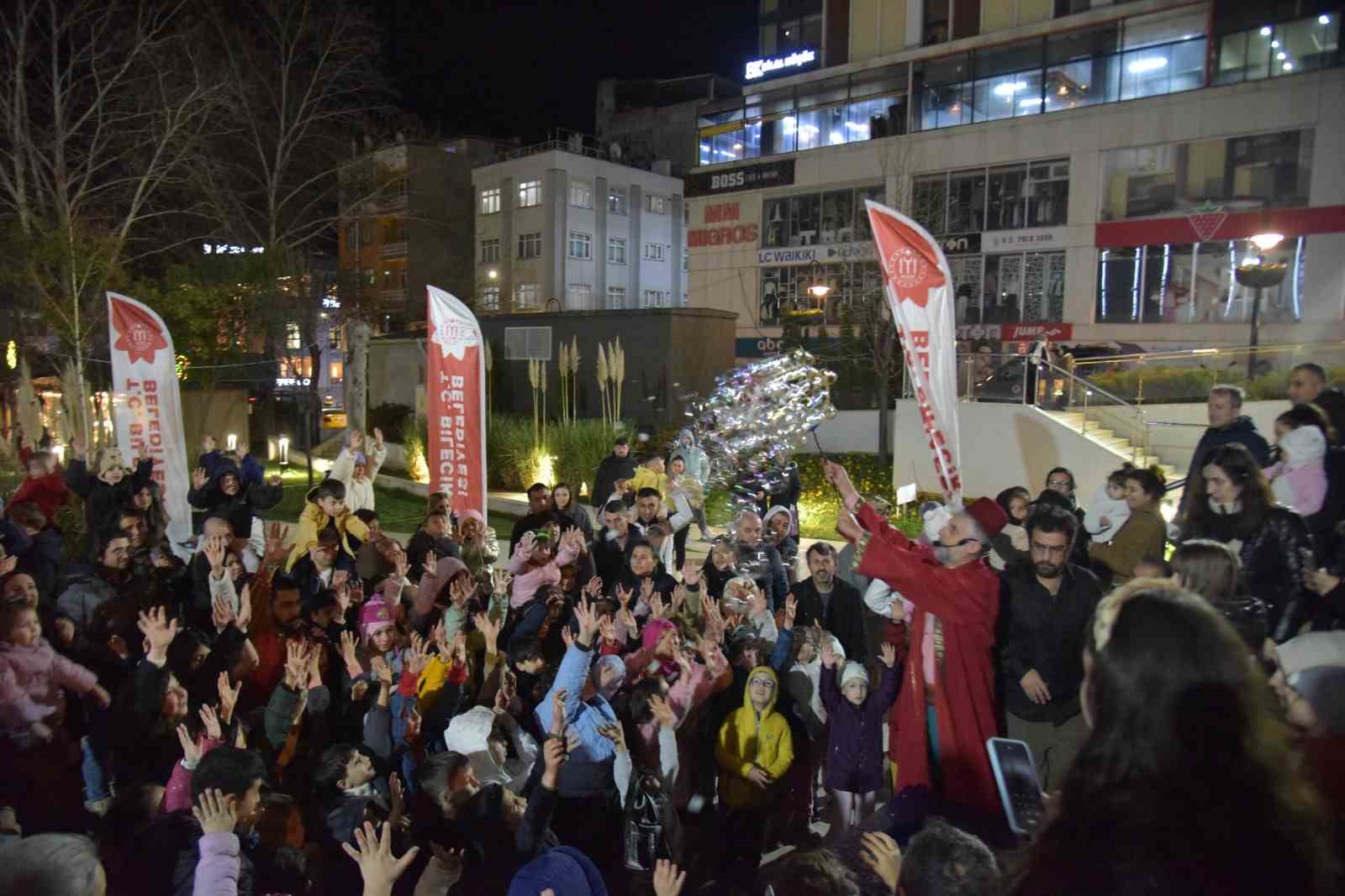 Çocuklar geleneksel ’Ramazan Şenlikleri’nde gönüllerince eğlendi
