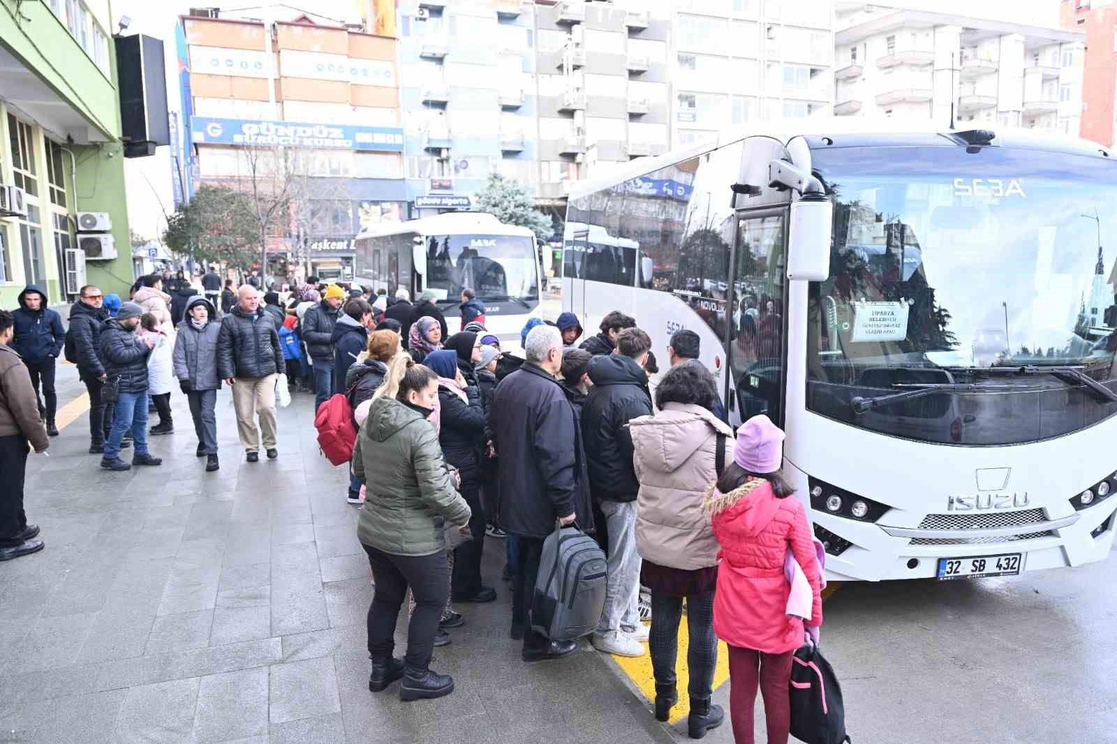 Çocuklar sömestir tatilinin keyfini Davraz Kayak Merkezi’nde çıkardı
