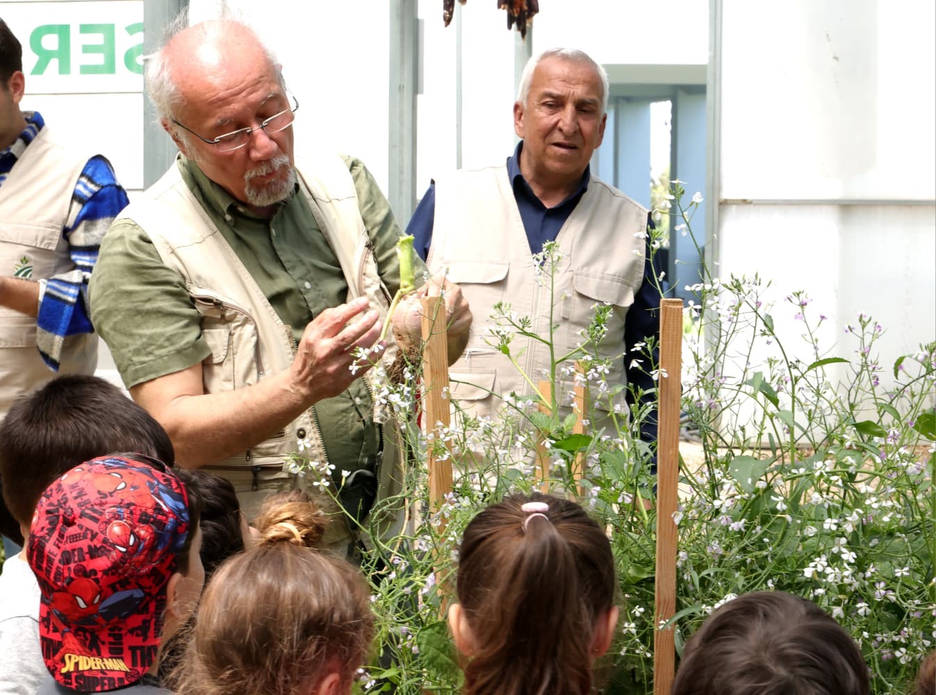 Çocuklar toprak sevgisini Osmangazi’de öğrendi
