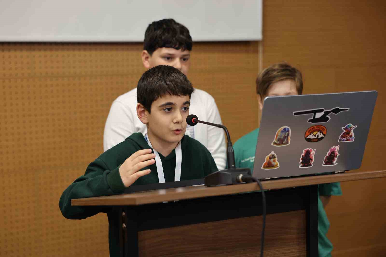 Çocukların hazırladığı projeler dikkat çekti
