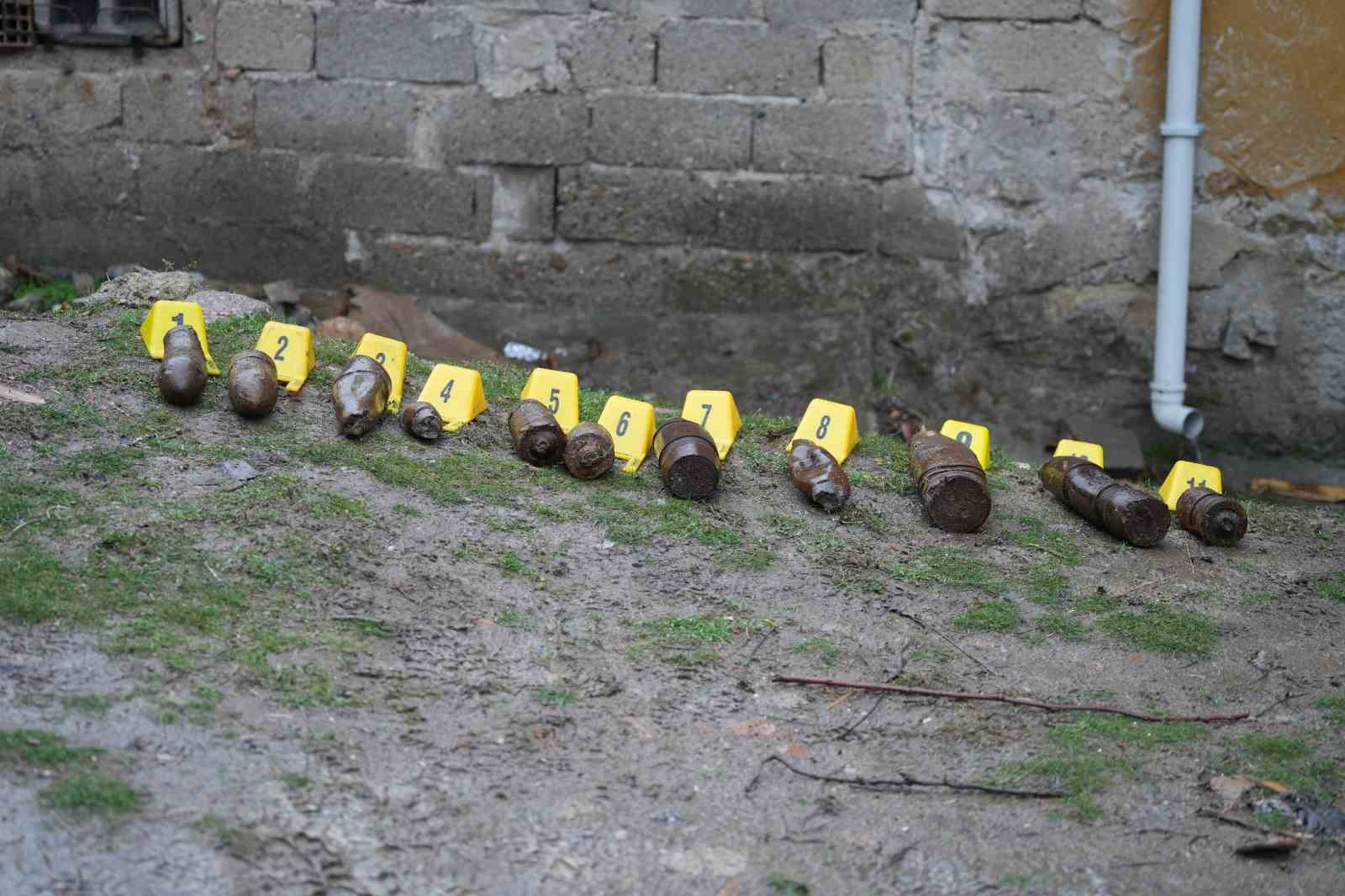 Çocukların oynadığı cisimler mühimmat çıktı: 11 adet top mermisi muhafaza altına alındı
