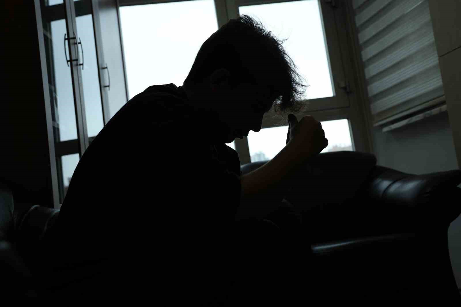 Çocukların zorlu mücadelesi ‘Akran zorbalığı’nın temeli evde atılıyor
