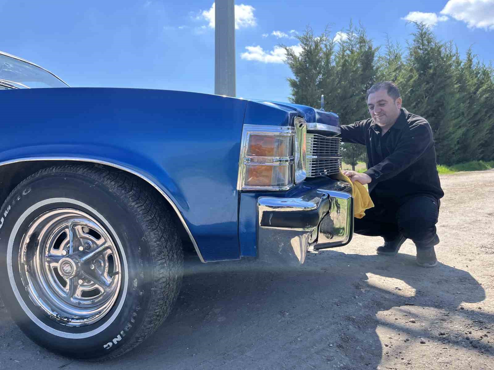 Çocuklukta hayal ettiği araca 52 yaşında kavuştu
