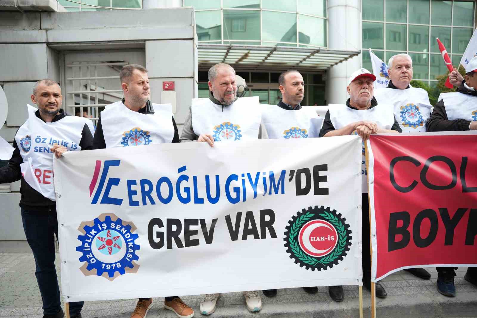 Colins’te grev kararı
