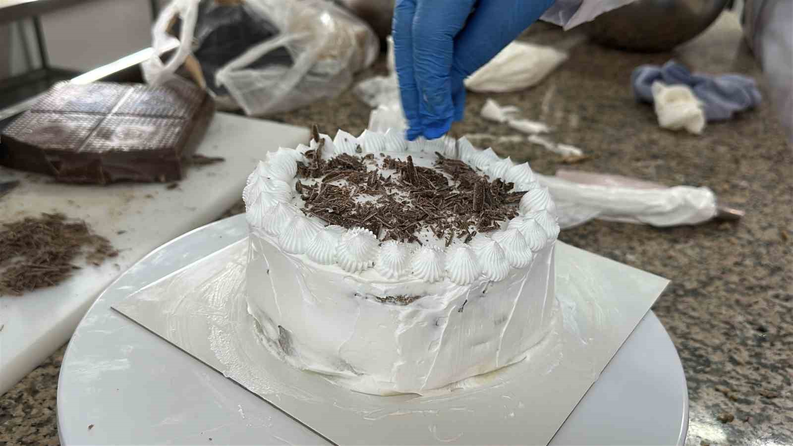 Çölyak hastalarına umut olan atölye
