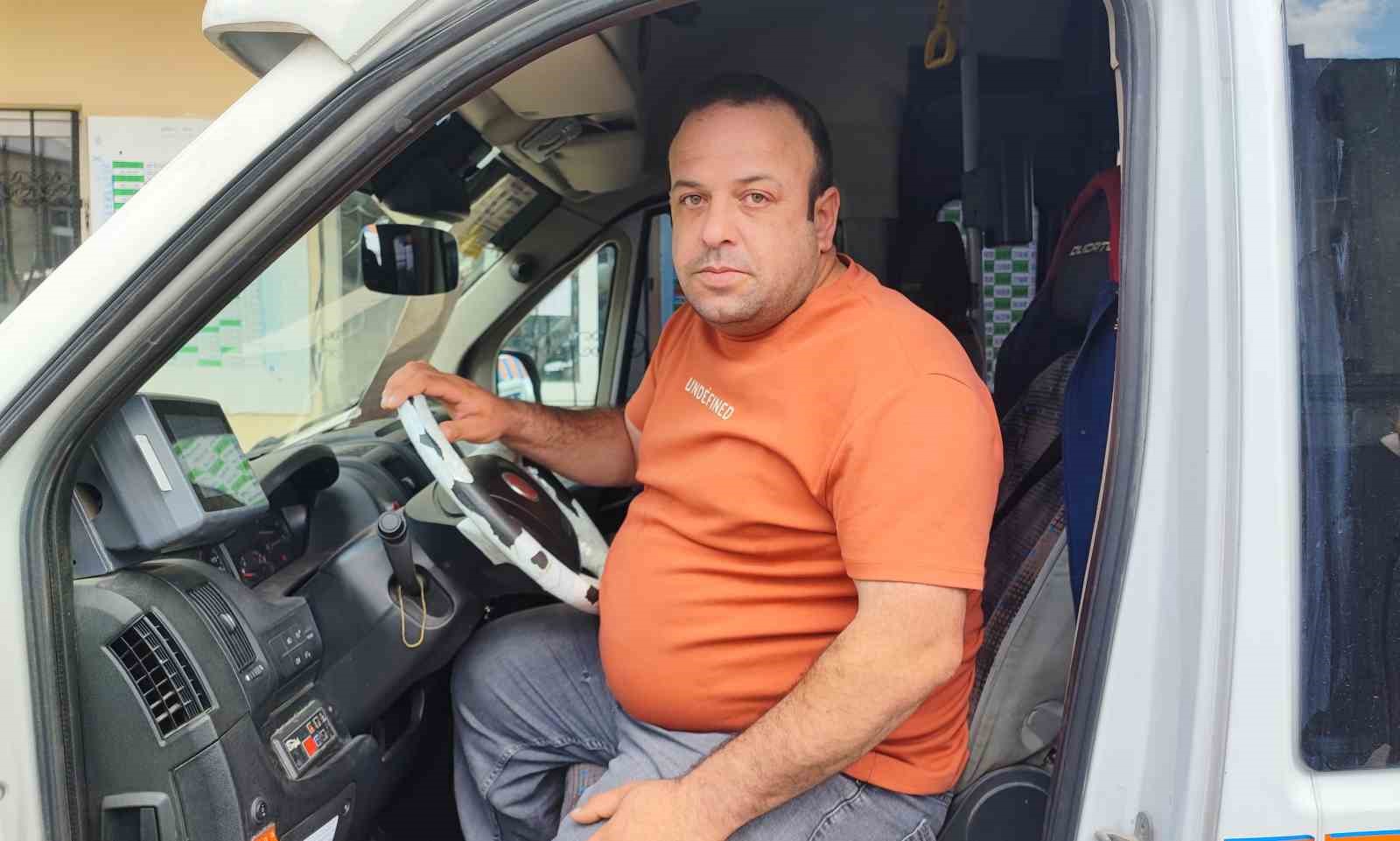 Cono’ların olduğu bölgede dolmuşa ve sürücülere saldırı
