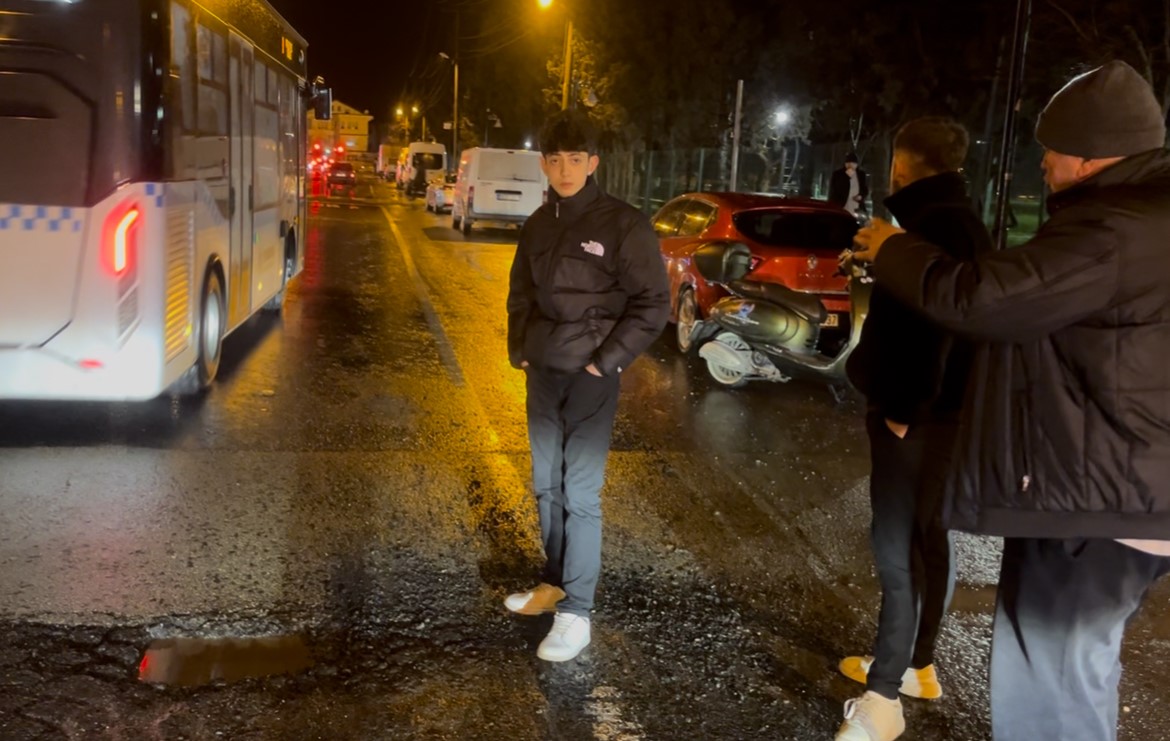 Çorlu’da çukura dalan motosikletli yaralandı
