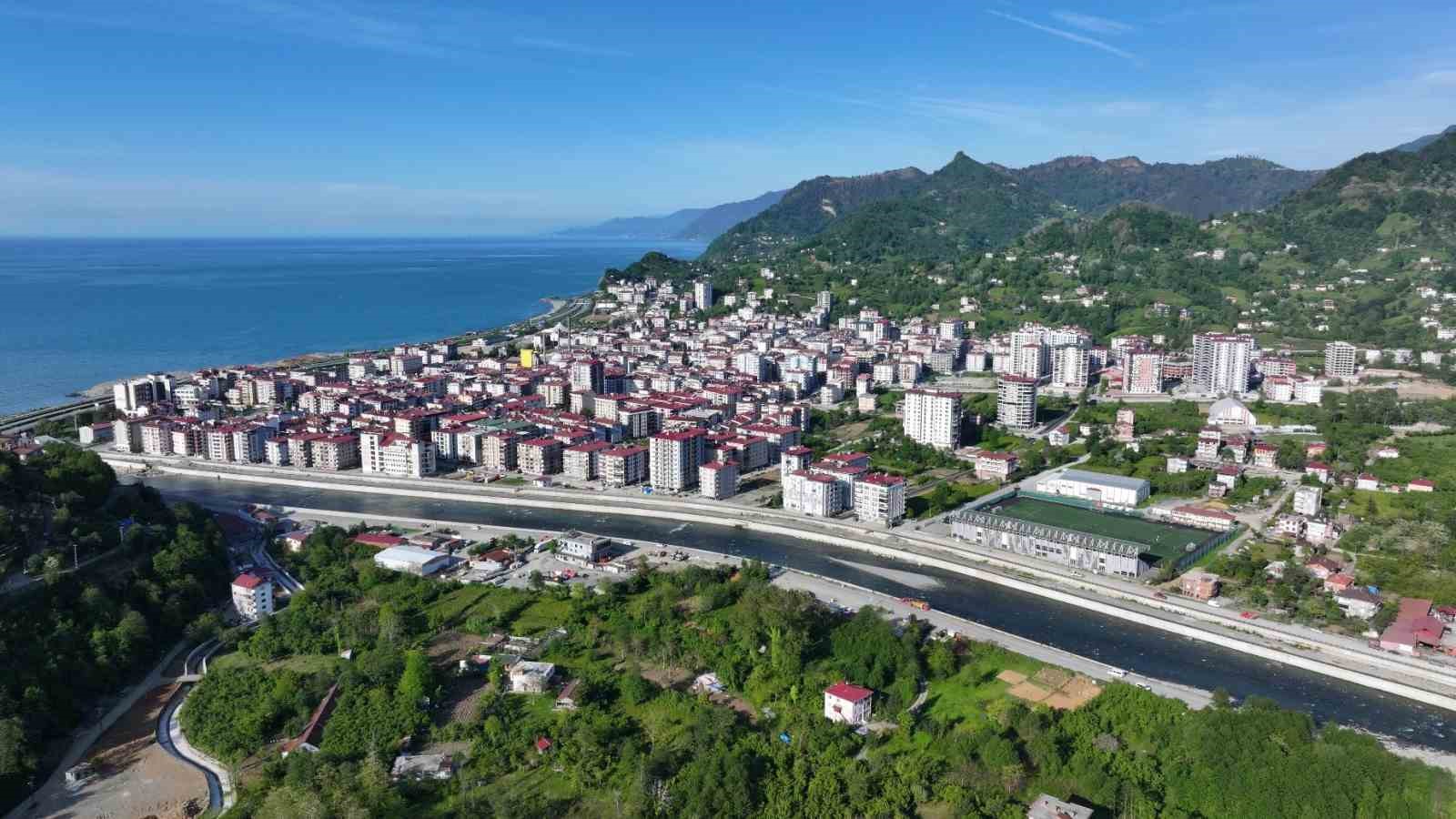 Çoruh’un mavi gerdanlıkları Artvin’e güç katıyor
