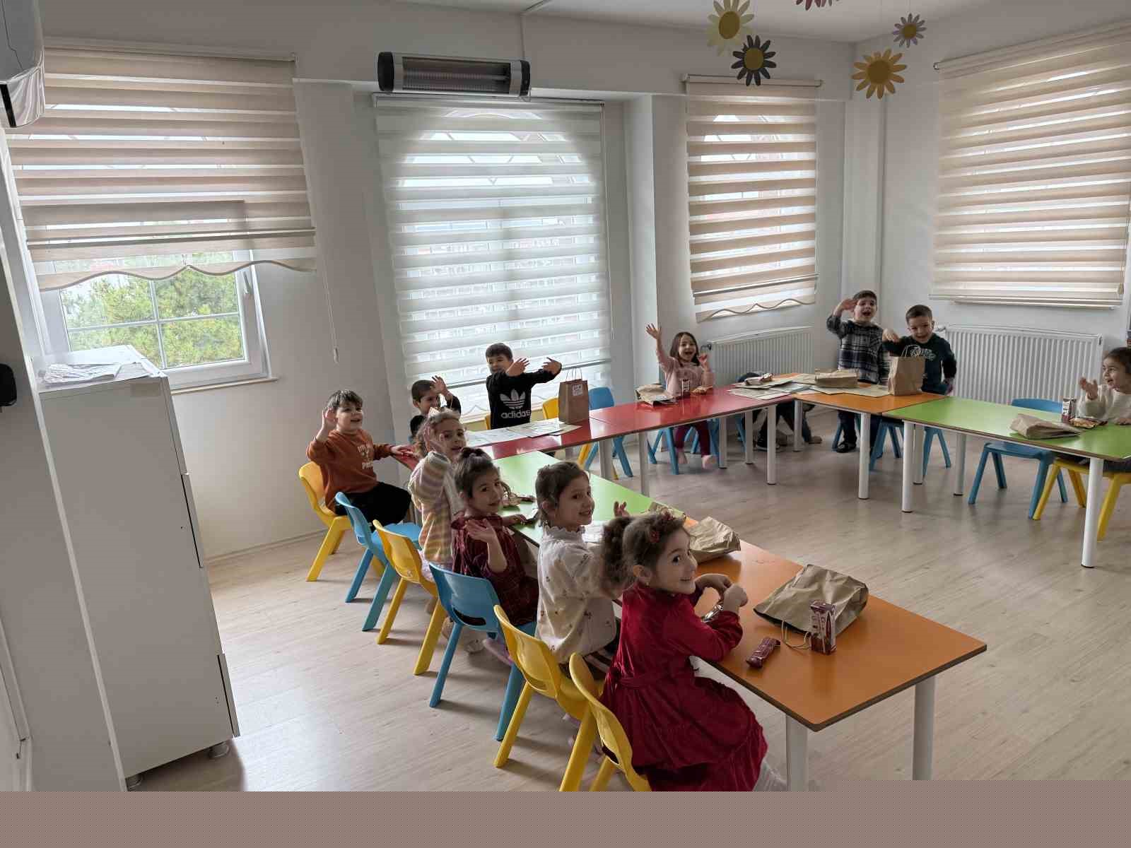 Çorum Belediyesi’nden çocuklara Ramazan ikramı
