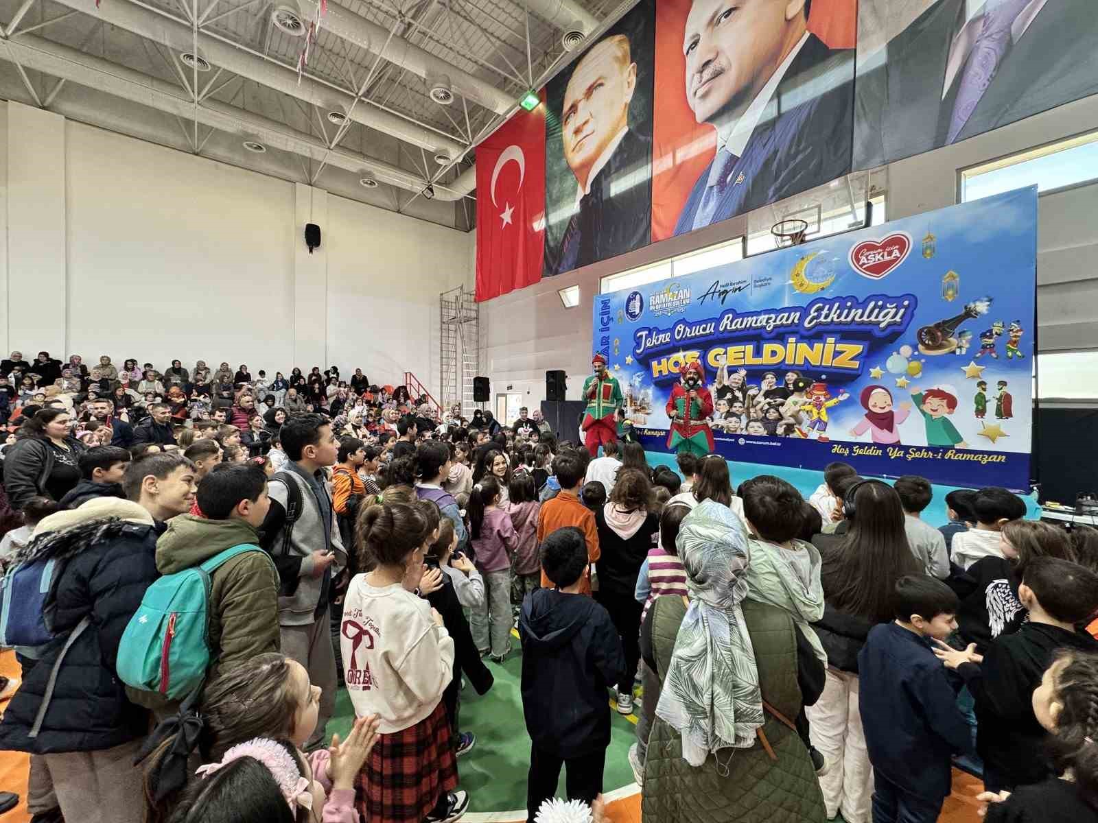Çorum Belediyesi’nden çocuklara "tekne orucu" iftarı
