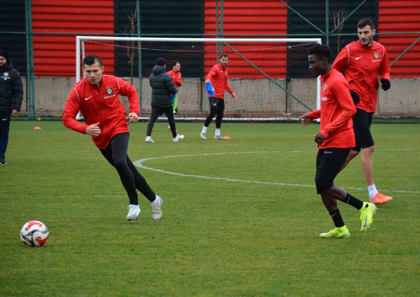 Çorum FK, Iğdır FK’yi yenerek galibiyet serisine devam etmek istiyor
