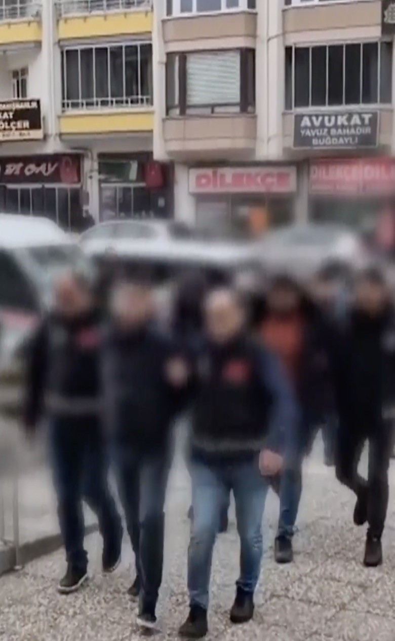 Çorum merkezli dolandırıcılık operasyonunda 6 tutuklama

