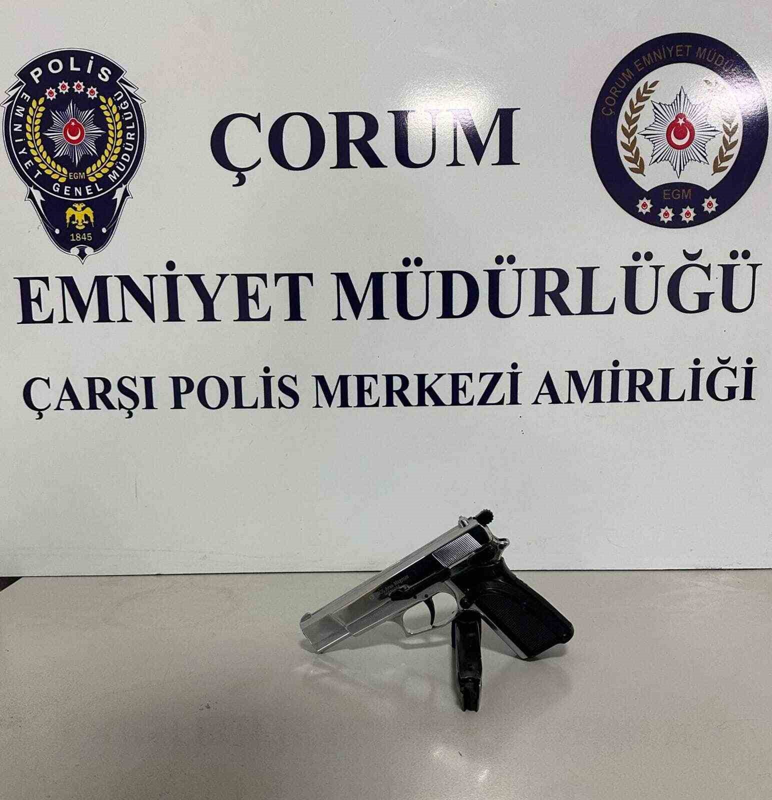 Çorum’da aranan 2 şahıs yakalandı
