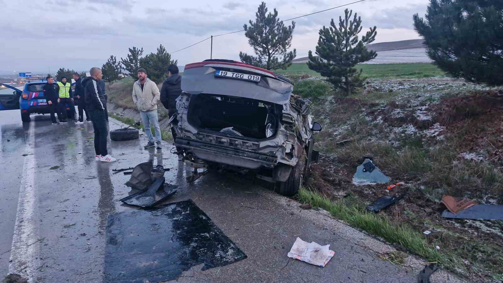 Çorum’da aynı noktada iki farklı trafik kazası: 1 ölü, 3 yaralı
