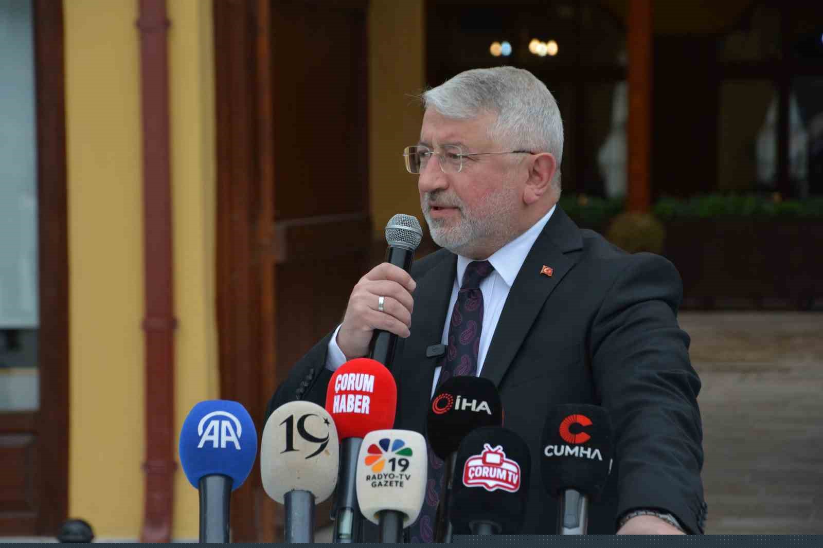 Çorum’da bayramlaşma törenine yoğun katılım
