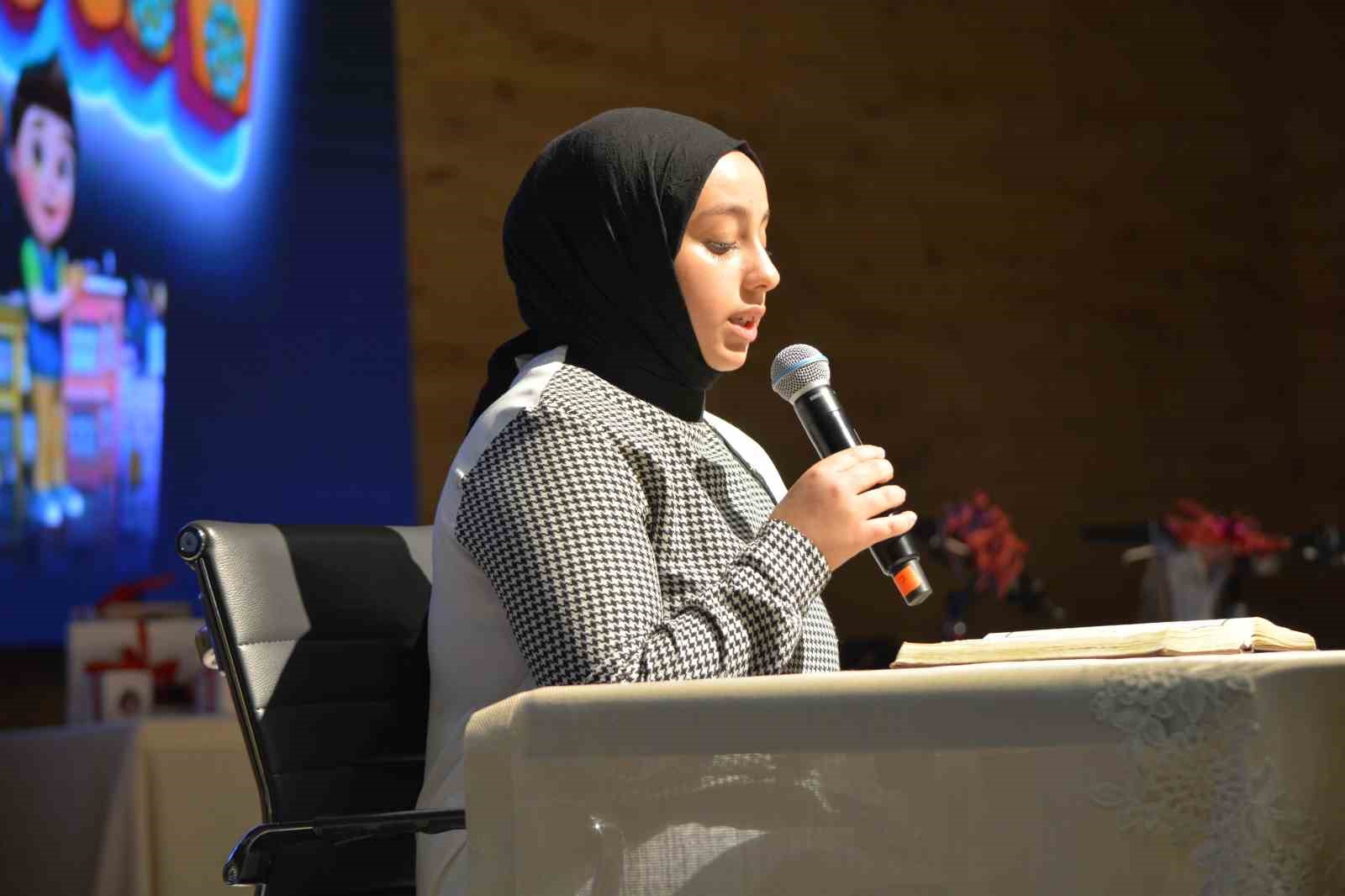 Çorum’da çocuklar sevap için yarıştı
Çorum’da çocuklar sevap için yarıştı