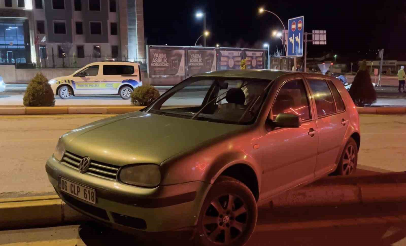 Çorum’da iki otomobil çarpıştı: 1 yaralı
