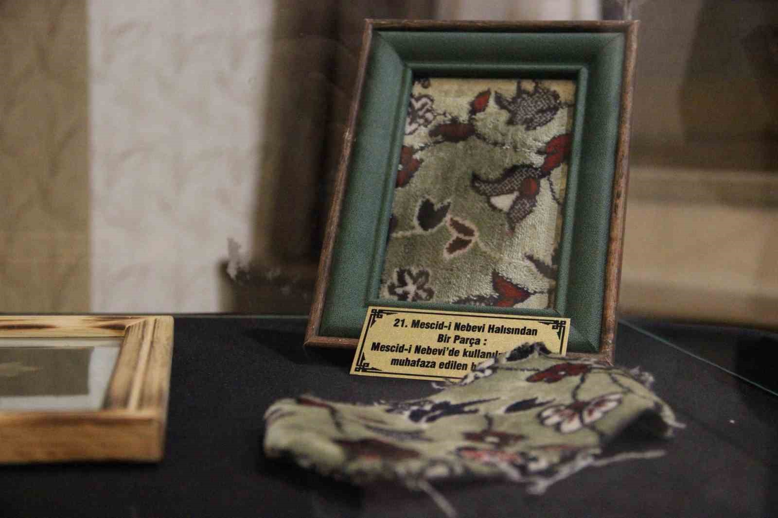 Çorum’da Kadir Gecesi’nde kutsal emanetlere yoğun ilgi
