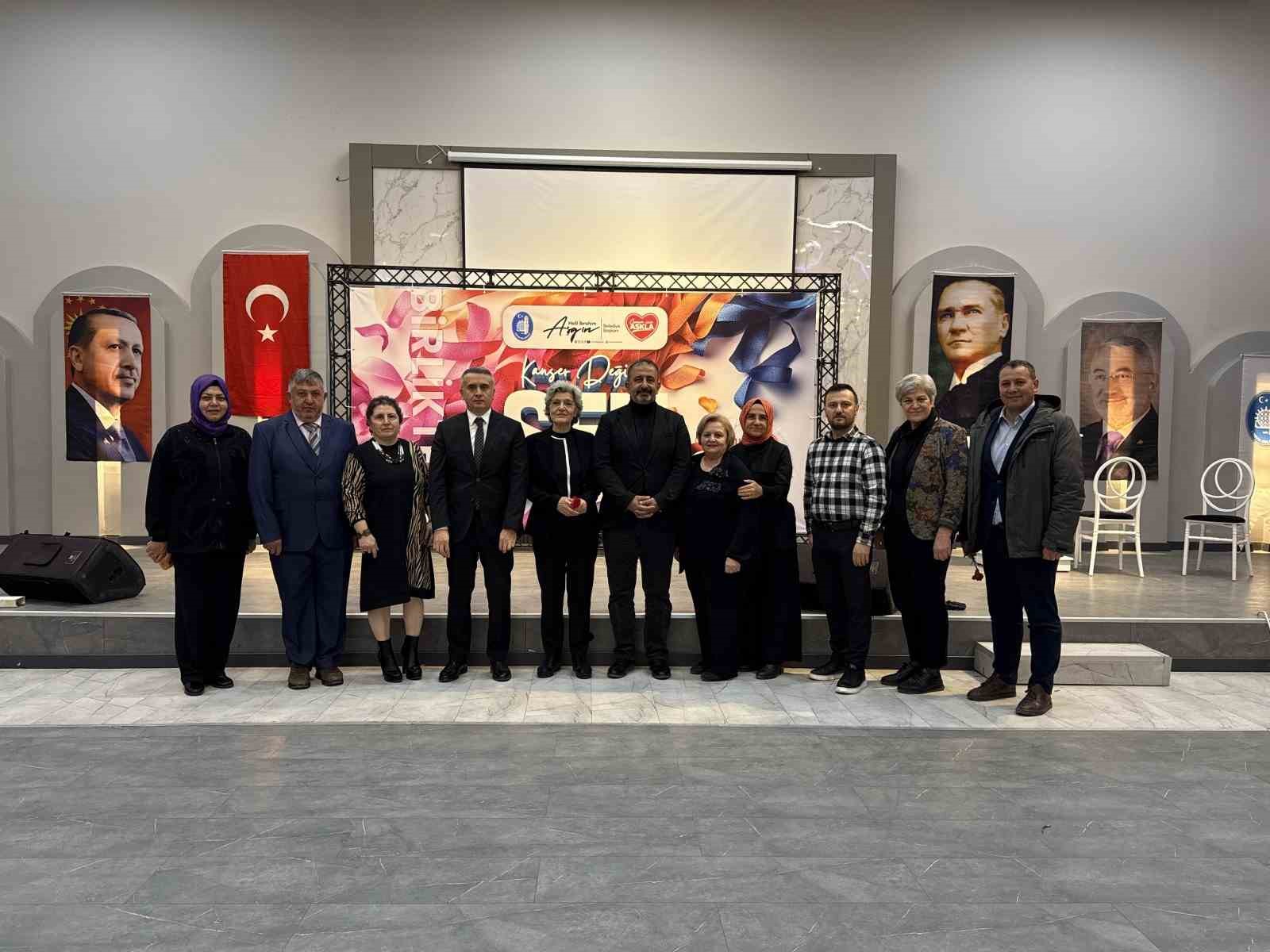 Çorum’da kanser hastaları moral depoladı
