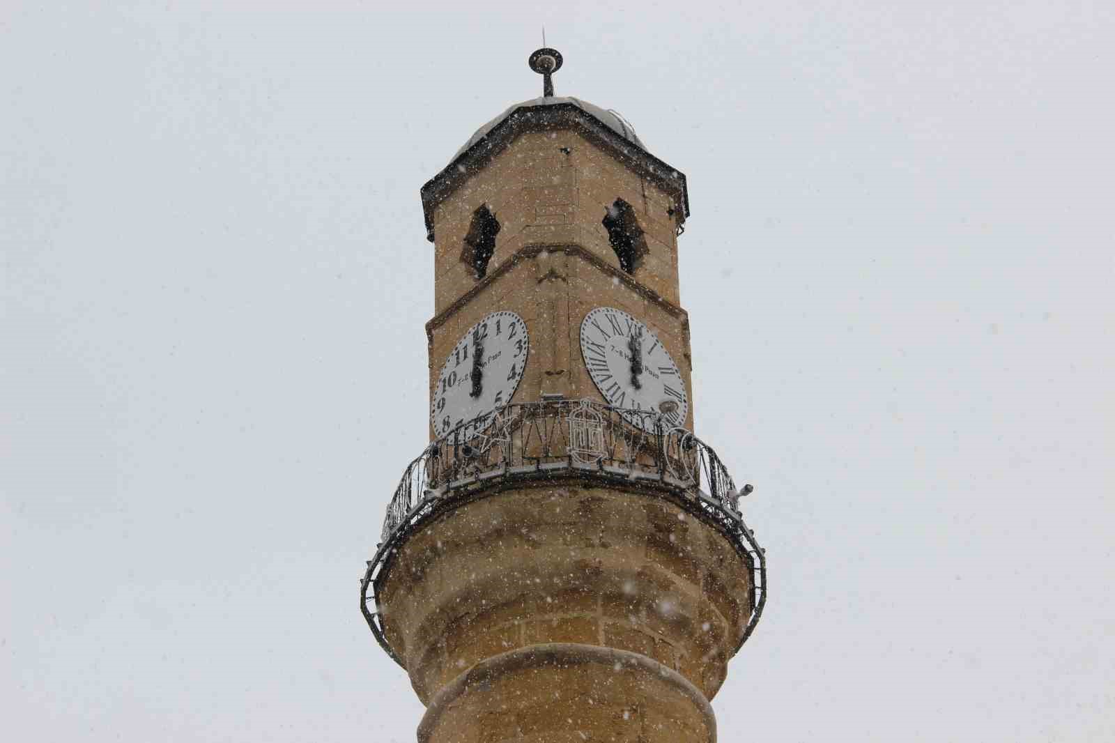 Çorum’da kar yağışı etkili oluyor
