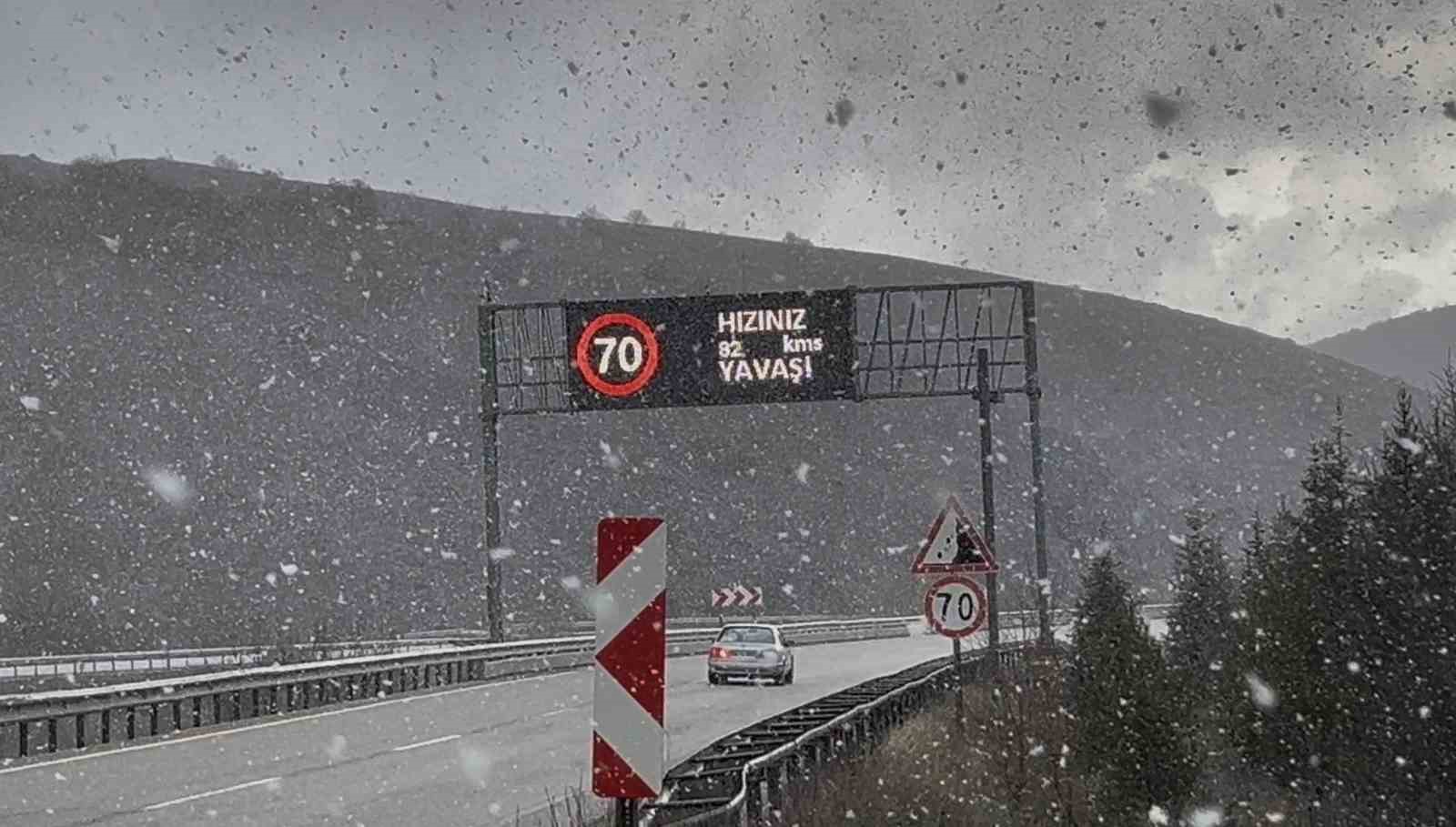 Çorum’da kar yağışı etkili oluyor
