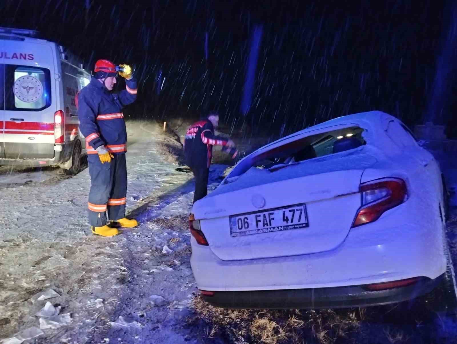 Çorum’da kar yağışı kazayı beraberinde getirdi: 7 yaralı
