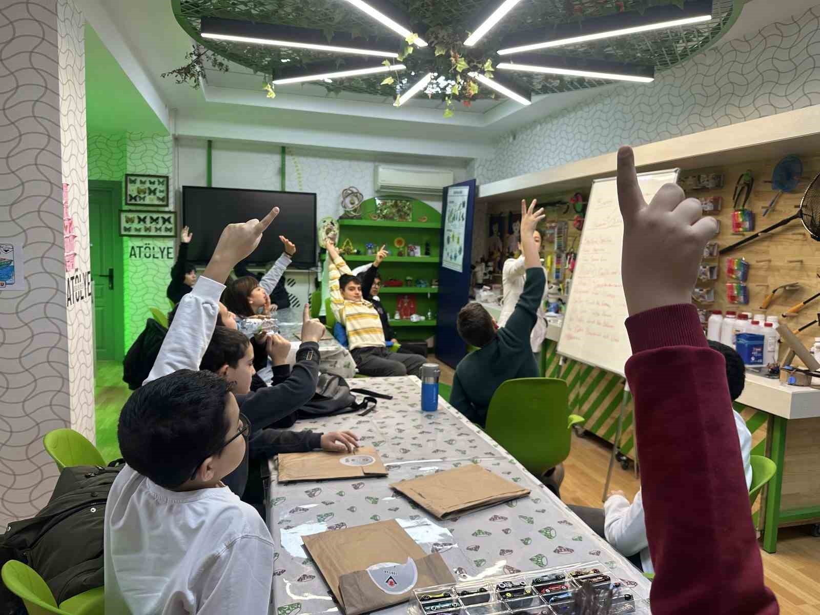 Çorum’da öğrenciler yarıyıl tatilinde bilimle buluştu: "Kış akademisi" başladı
