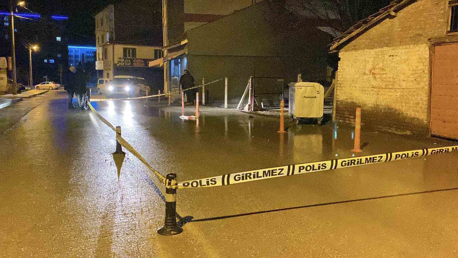 Çorum’da silahlı saldırı: 2 genç yaralandı
