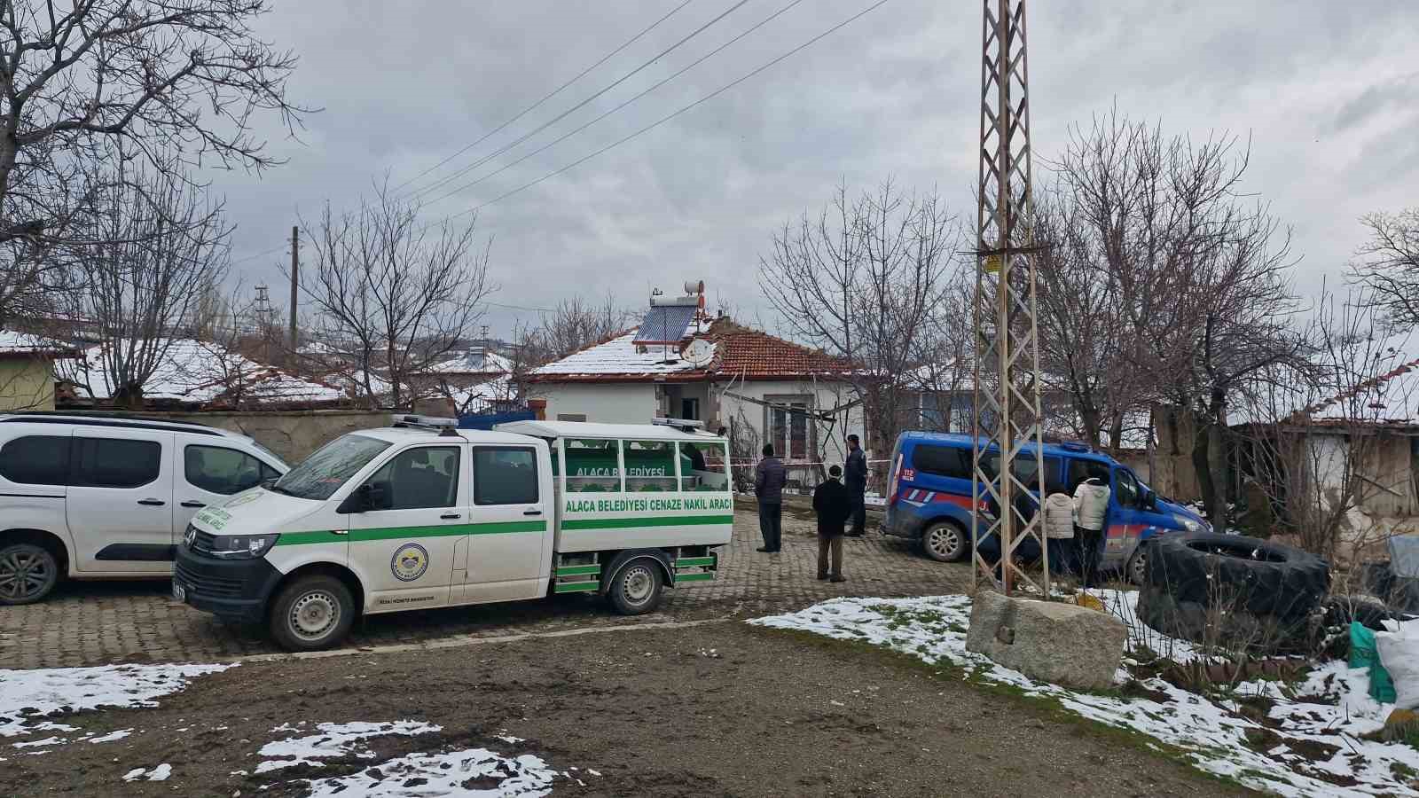 Çorum’da yaşlı kadın evinde ölü bulundu
