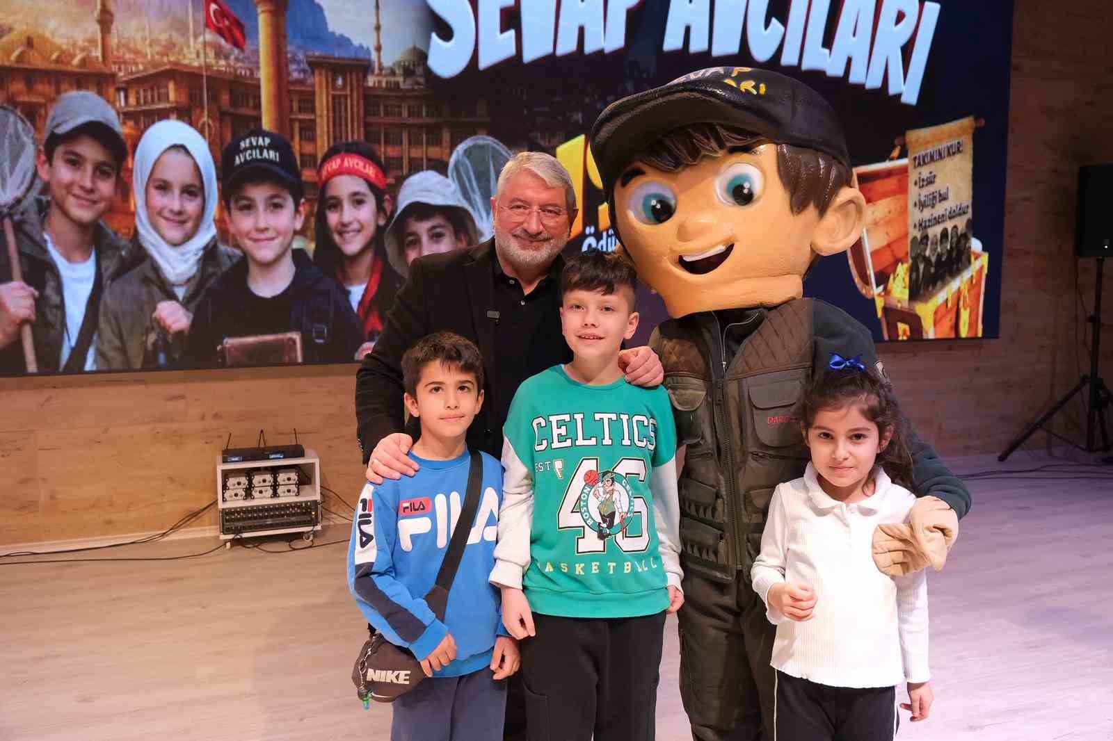 Çorumlu gençler "Sevap Avcıları" ile iyilikte yarışacak
Çorumlu gençler "Sevap Avcıları" ile iyilikte yarışacak