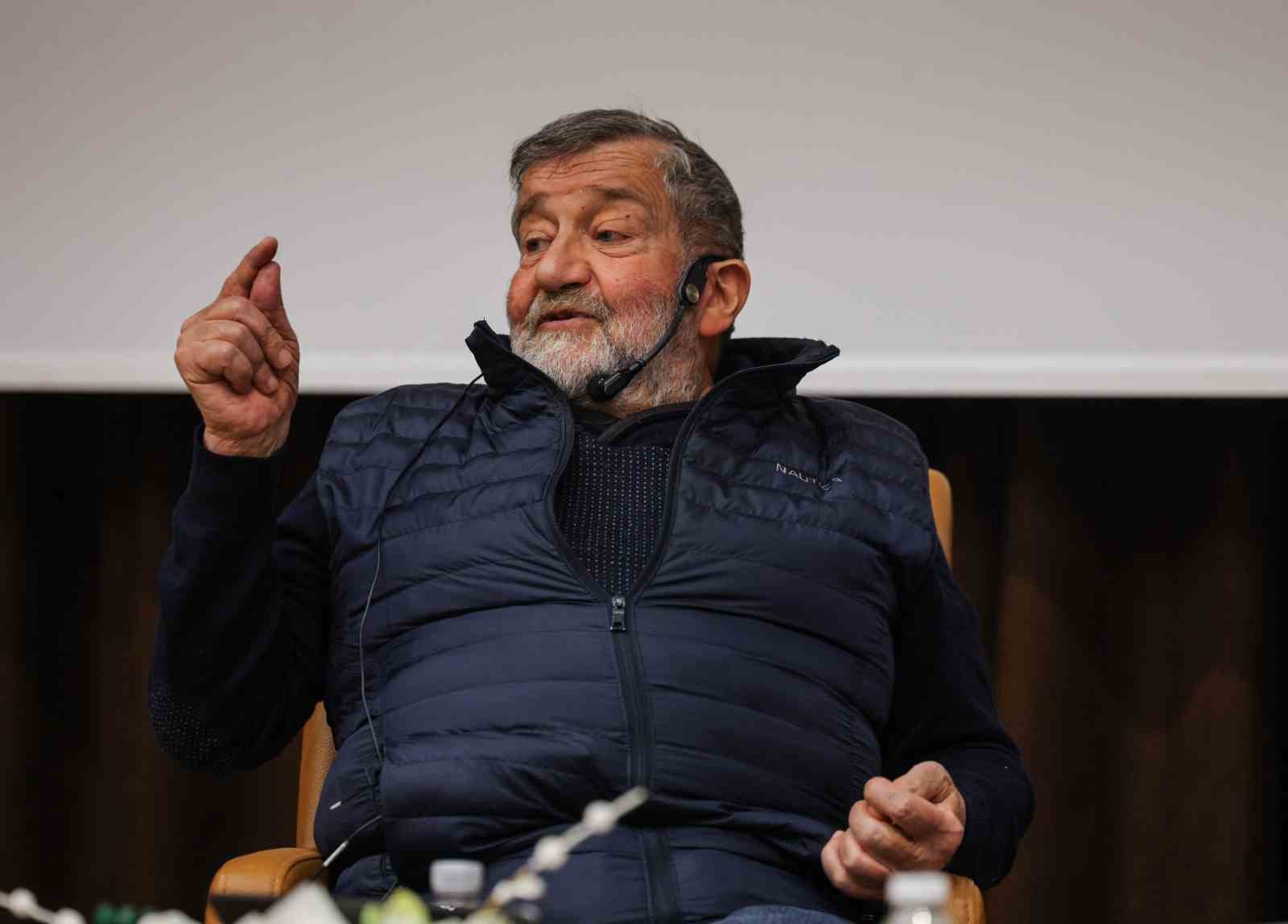 Coşkun Aral, ‘İmkansız Coğrafyalar’ı anlattı
