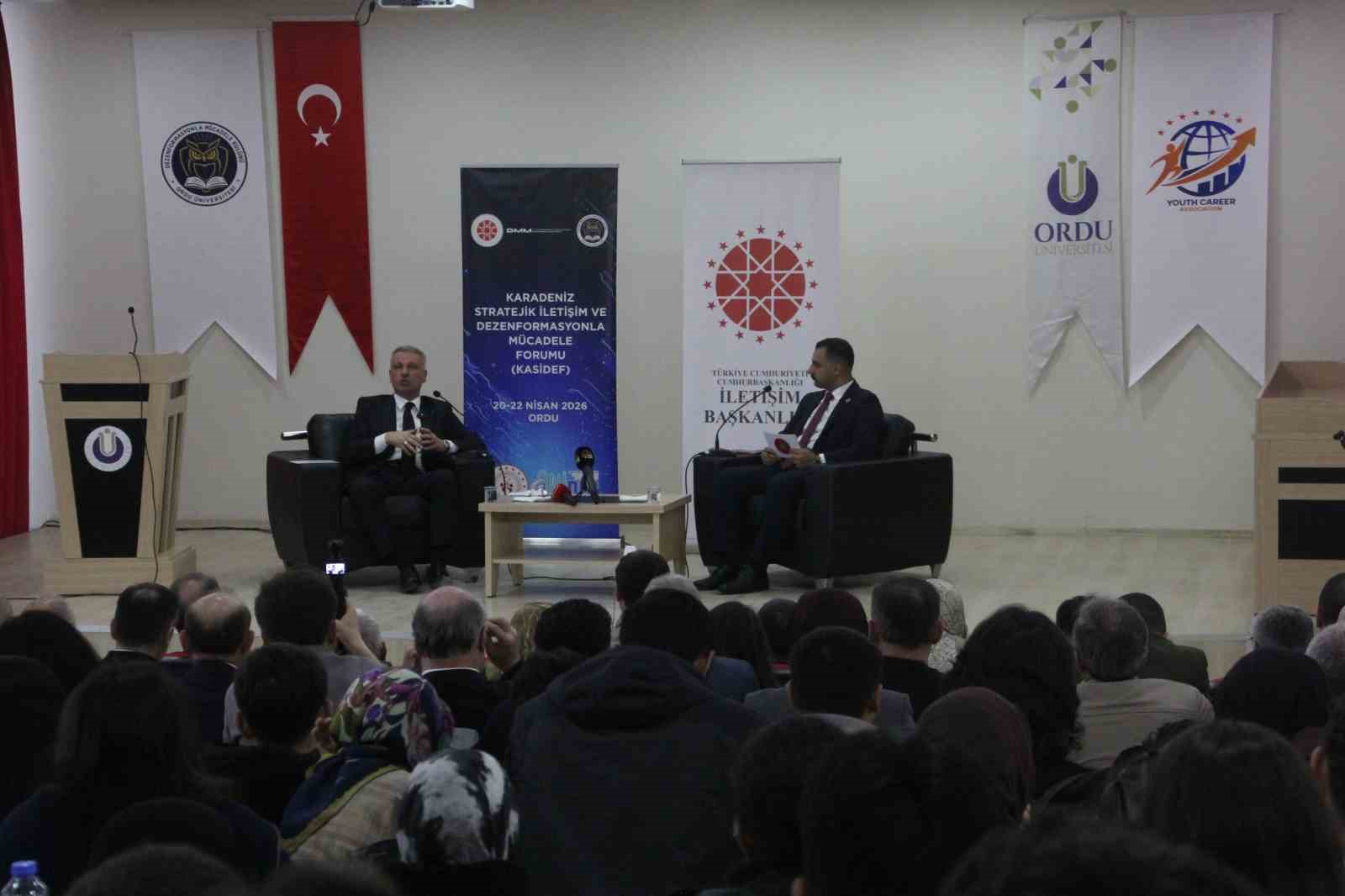 Cumhurbaşkanı Başdanışmanı Saral: "Birçok alanda dezenformasyonla karşı karşıyayız"
