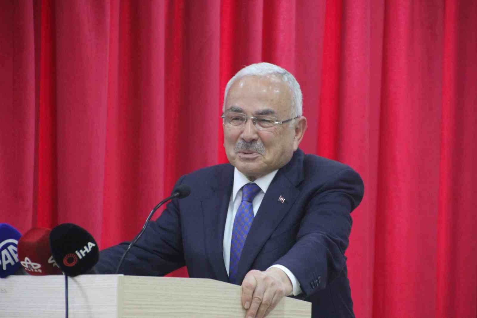 Cumhurbaşkanı Başdanışmanı Saral: "Birçok alanda dezenformasyonla karşı karşıyayız"
