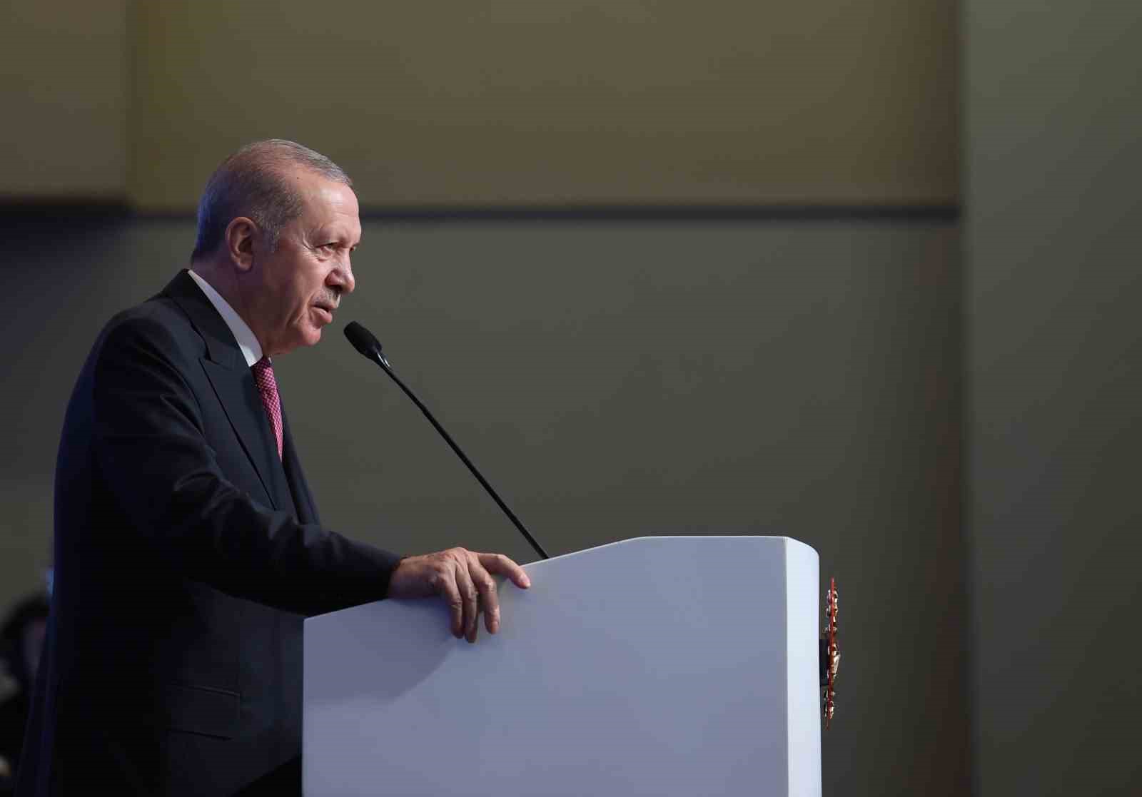 Cumhurbaşkanı Erdoğan: "2025 yılında ihracat rekoru kırıldı"
