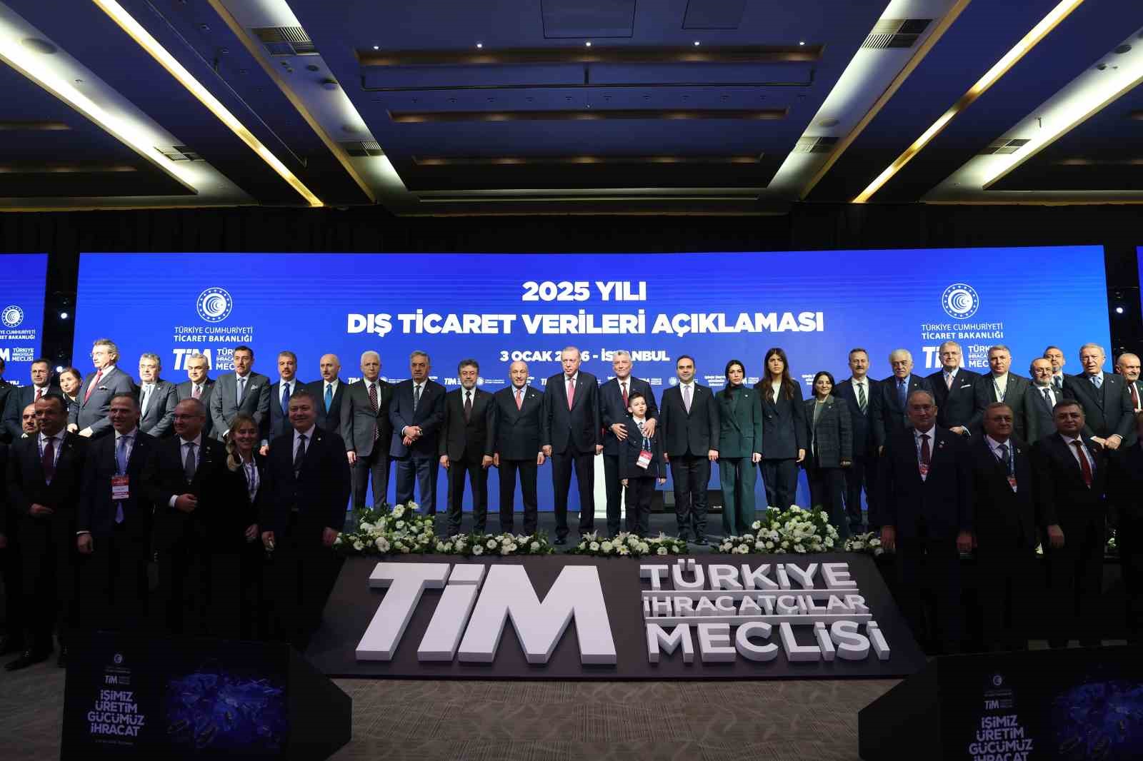 Cumhurbaşkanı Erdoğan: "2025 yılında ihracat rekoru kırıldı"
