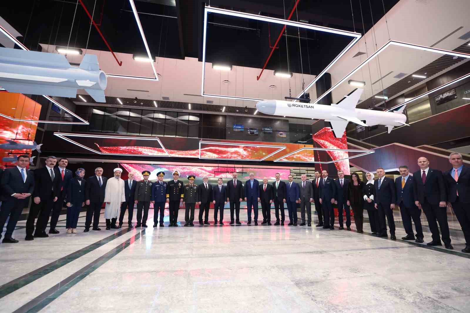 Cumhurbaşkanı Erdoğan: "2028’de 11 milyar dolarlık ihracat hacmini yakalayacak, inşallah savunma ihracatında dünyada ilk 10’a gireceğiz"
