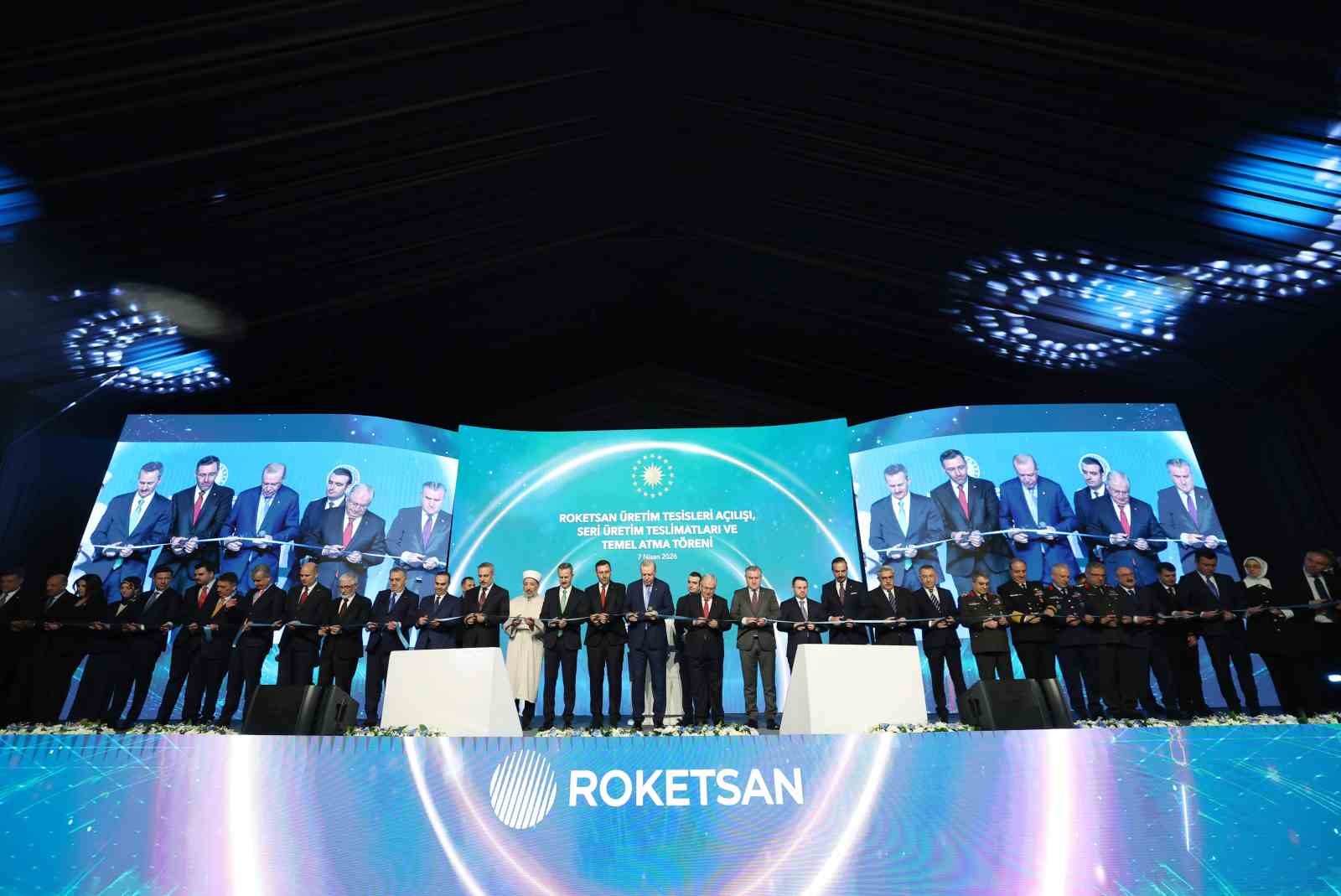 Cumhurbaşkanı Erdoğan: "2028’de 11 milyar dolarlık ihracat hacmini yakalayacak, inşallah savunma ihracatında dünyada ilk 10’a gireceğiz"
