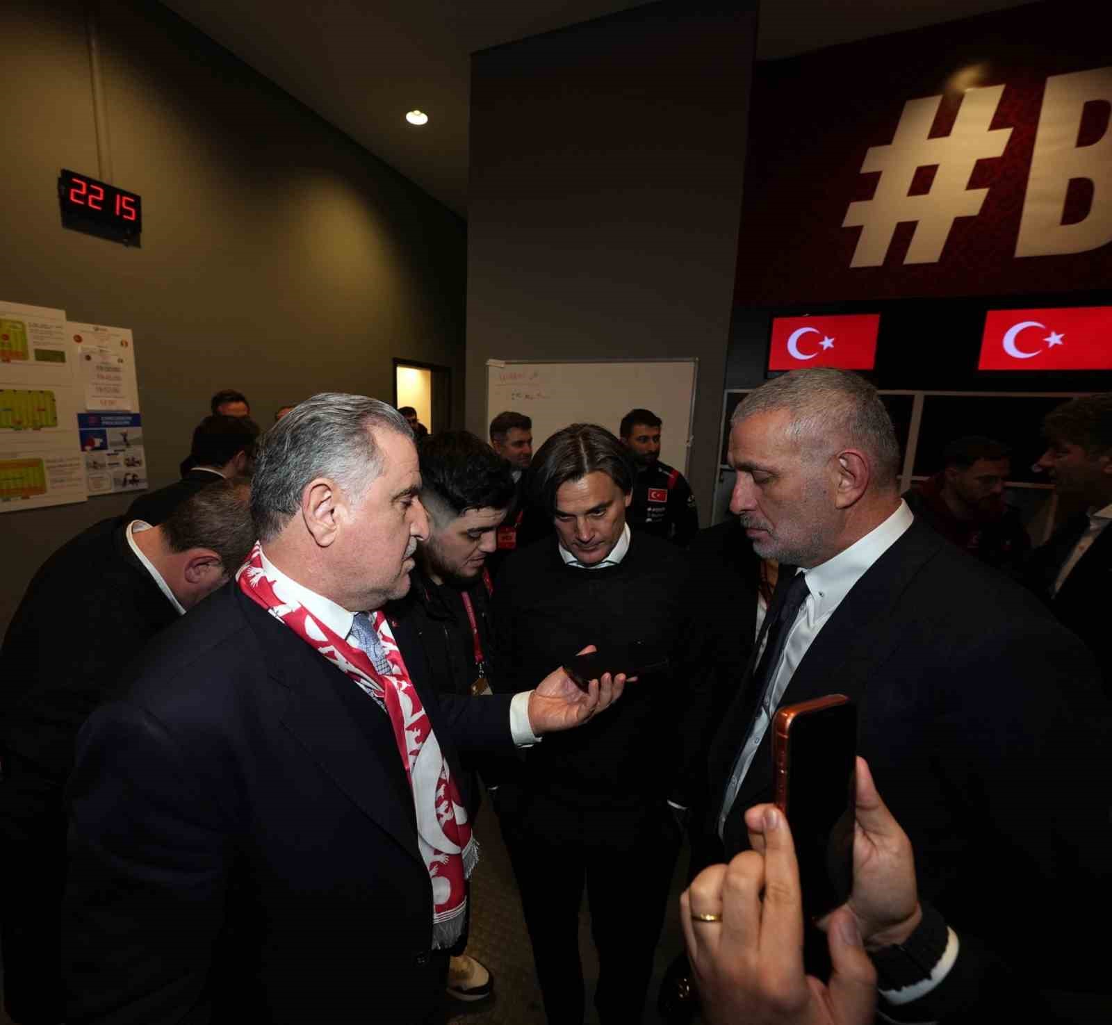 Cumhurbaşkanı Erdoğan, A Milli Futbol Takımı’nı tebrik etti
