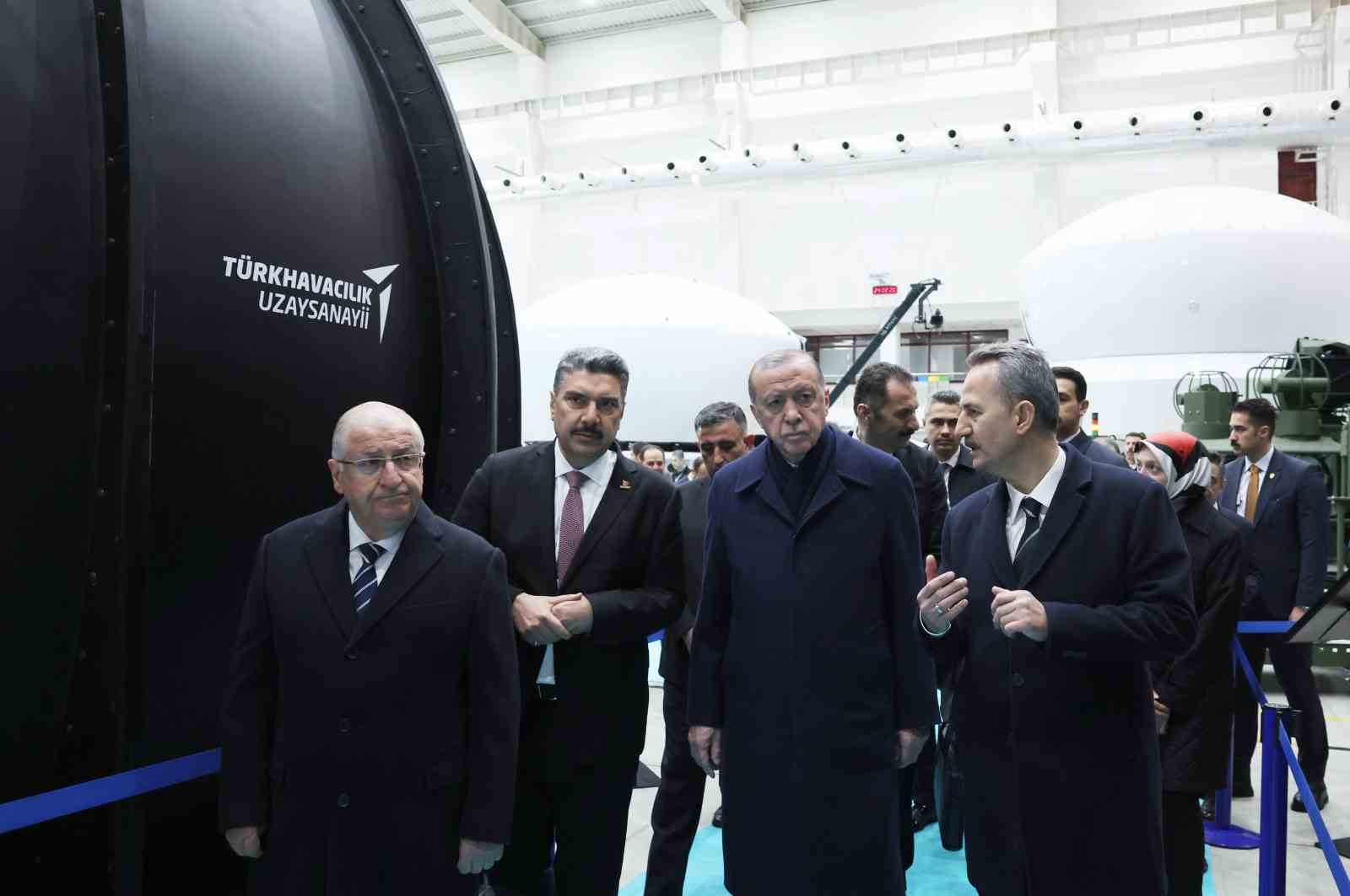 Cumhurbaşkanı Erdoğan: "Artık kendi teknolojisini tasarlayan, kendi yazılımını üreten ve ürettiklerini tüm dünyaya ihraç eden bir Türkiye var"
