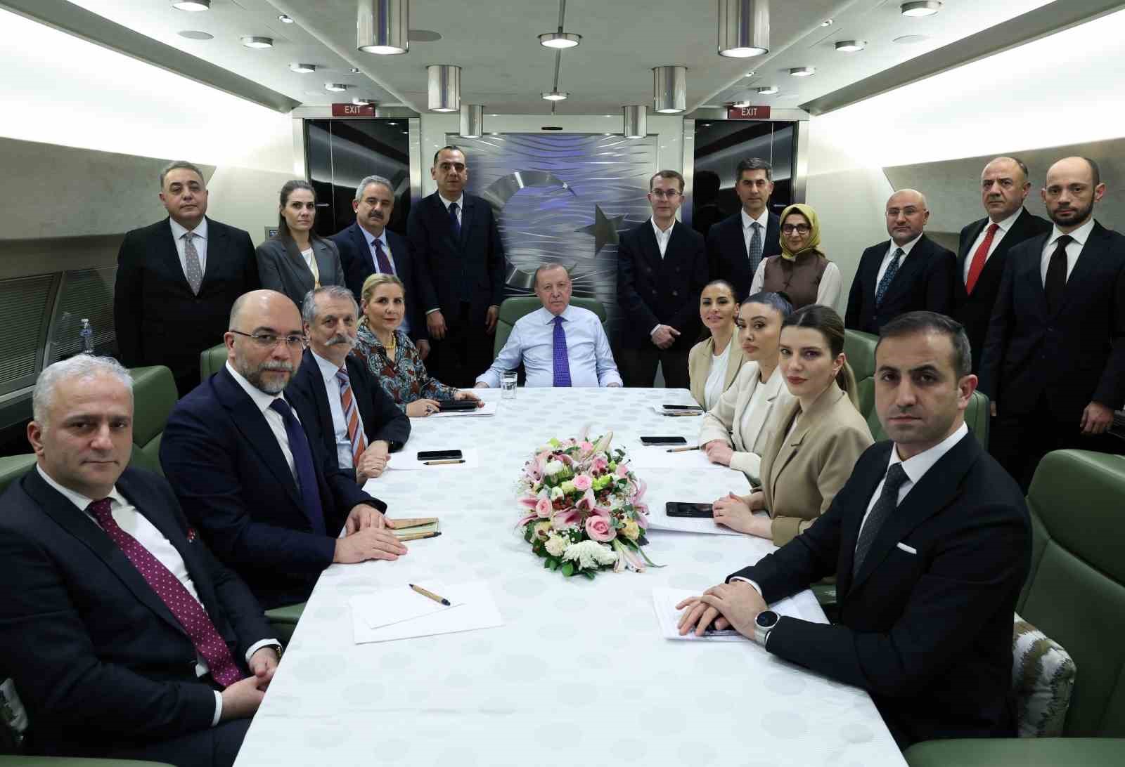 Cumhurbaşkanı Erdoğan: "Avrupa’nın mevcut savunma ve güvenlik mekanizmalarına Türkiye’yi dahil etmesinin vakti çoktan gelmiştir"
