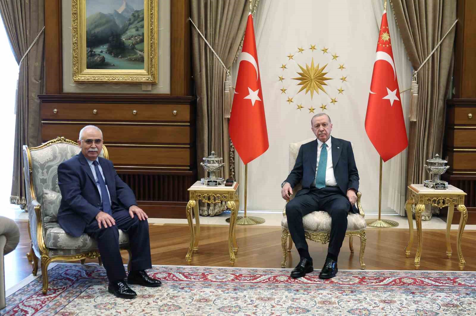 Cumhurbaşkanı Erdoğan, AYM Başkanı Kadir Özkaya’yı kabul etti
