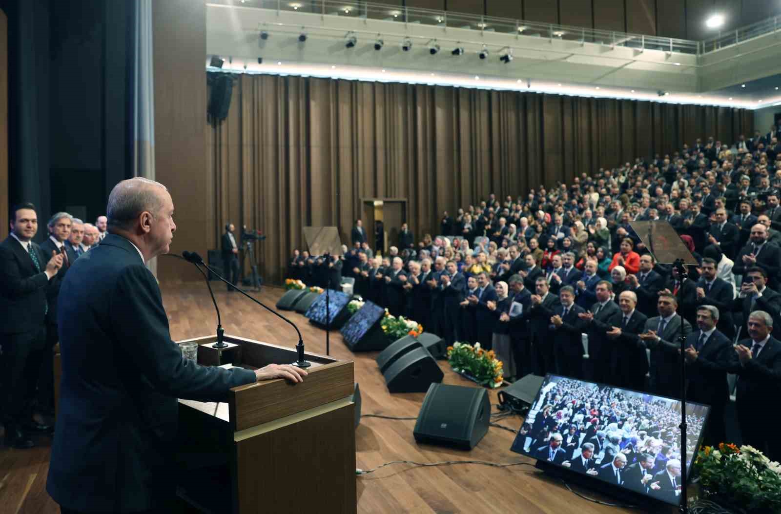 Cumhurbaşkanı Erdoğan: "Barışçıl dış politikamızdan geri adım atmayacağız"
