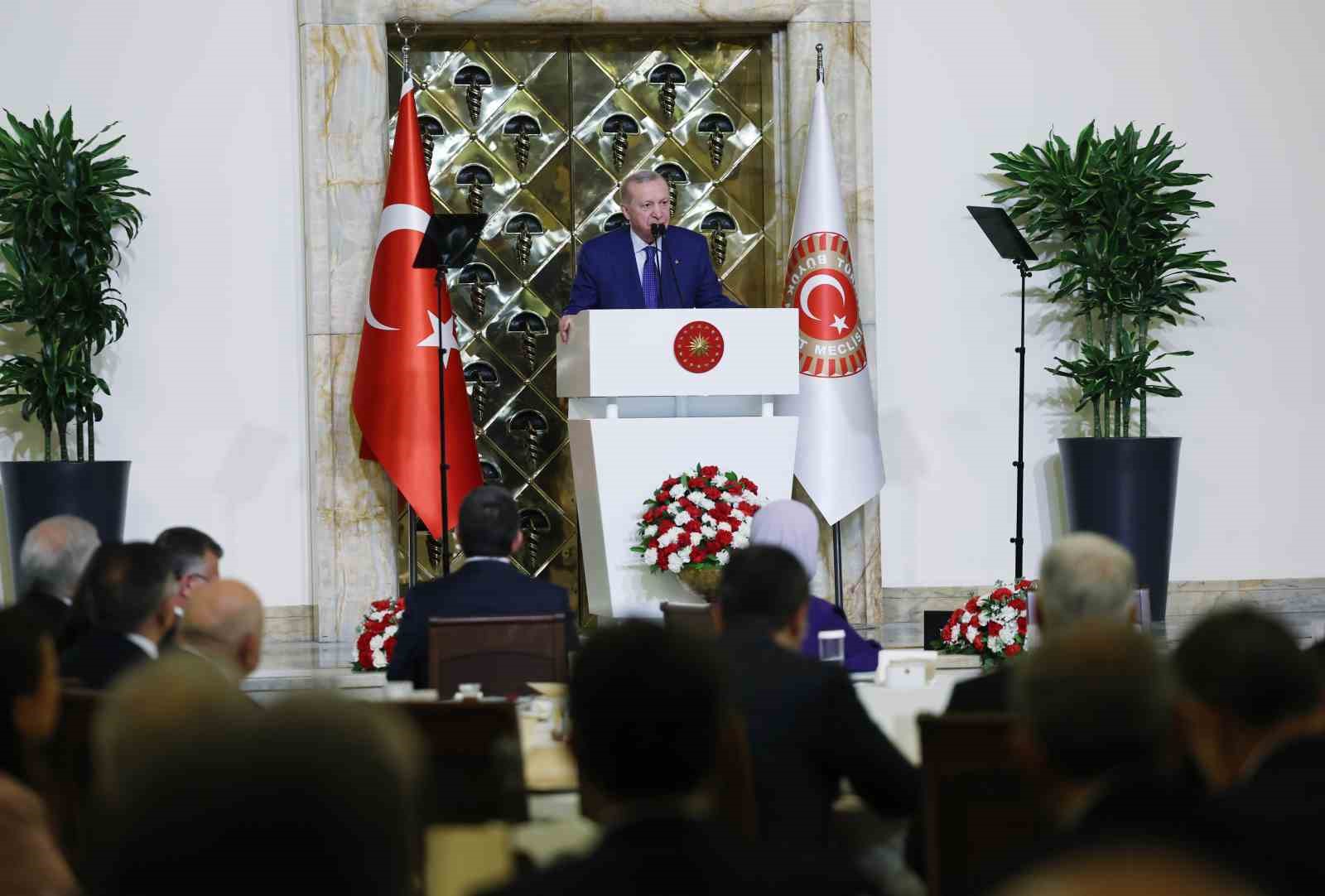 Cumhurbaşkanı Erdoğan: "Biz bölgemizi ve insanlığı ilgilendiren meselelerde asla tarafsız değiliz"
